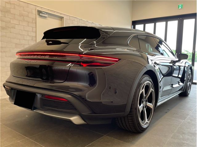 صورة مصغرة 11 لـ 2025 Porsche TAYCAN CROSS TURISMO