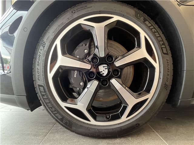صورة مصغرة 17 لـ 2025 Porsche TAYCAN CROSS TURISMO