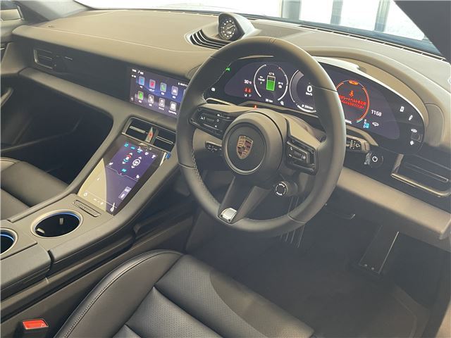 صورة مصغرة 20 لـ 2025 Porsche TAYCAN CROSS TURISMO
