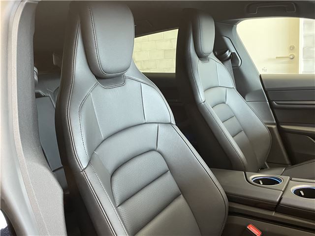 صورة مصغرة 21 لـ 2025 Porsche TAYCAN CROSS TURISMO