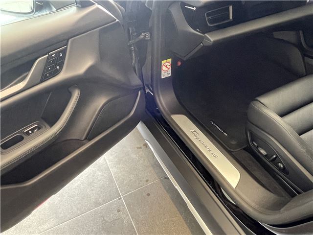 صورة مصغرة 28 لـ 2025 Porsche TAYCAN CROSS TURISMO