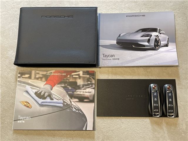 صورة مصغرة 47 لـ 2025 Porsche TAYCAN CROSS TURISMO