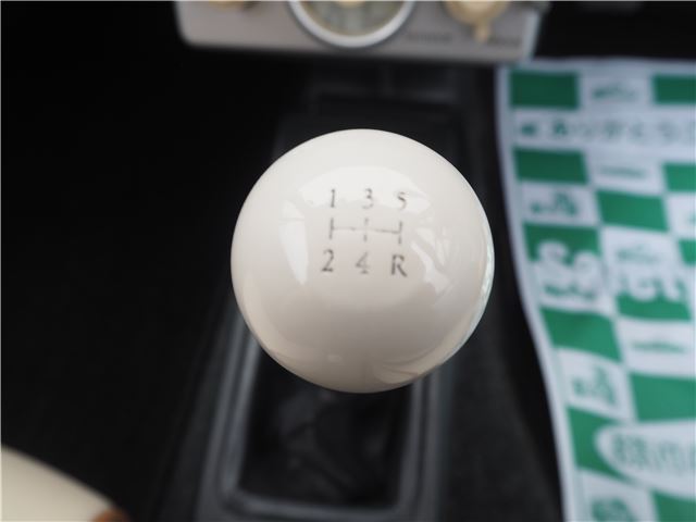 صورة 3 لـ 1990 Nissan PAO