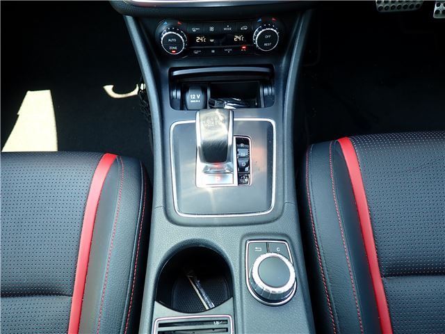 صورة مصغرة 18 لـ 2015 Mercedes-BENZ GLA-CLASS AMG