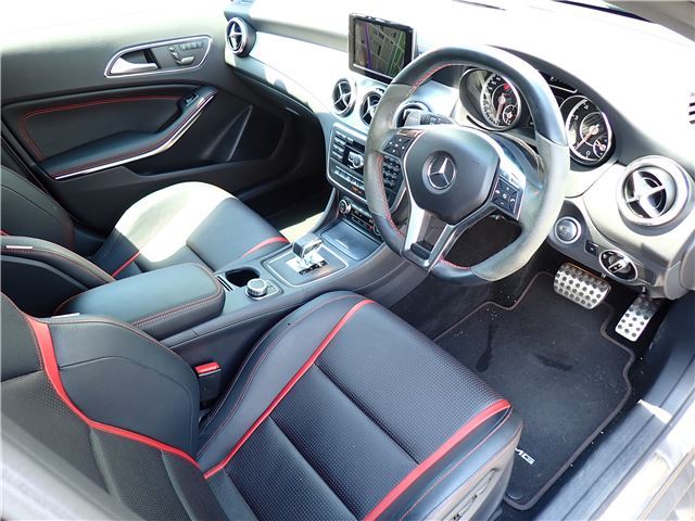 صورة مصغرة 28 لـ 2015 Mercedes-BENZ GLA-CLASS AMG