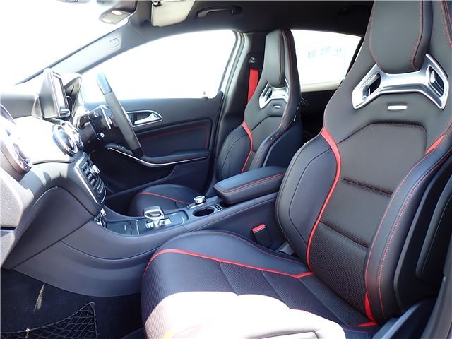 صورة مصغرة 33 لـ 2015 Mercedes-BENZ GLA-CLASS AMG