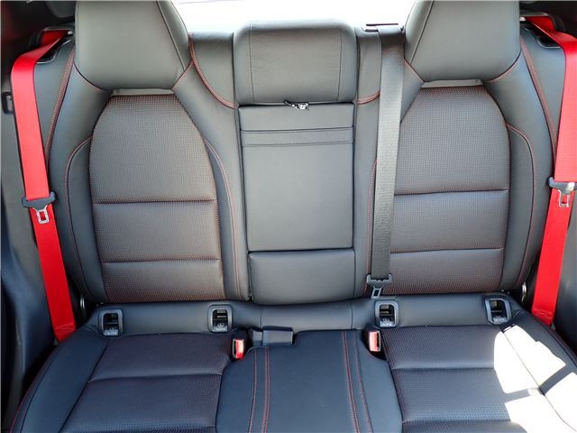 صورة مصغرة 35 لـ 2015 Mercedes-BENZ GLA-CLASS AMG