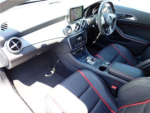 صورة 8 لـ 2015 Mercedes-BENZ GLA-CLASS AMG