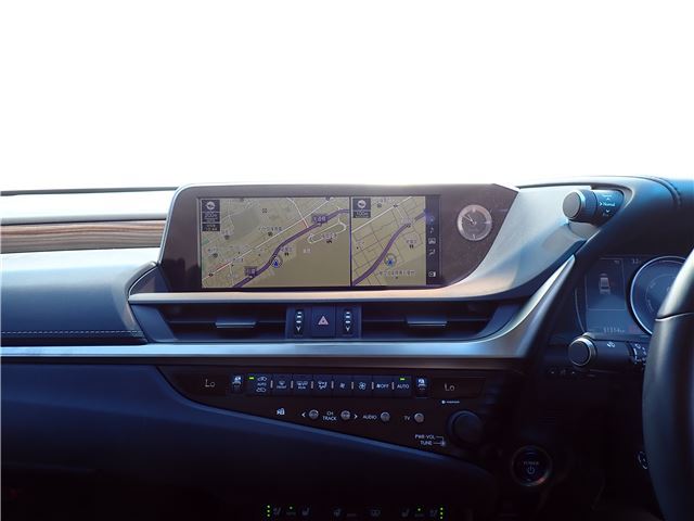2019 Lexus ES thumbnail 30
