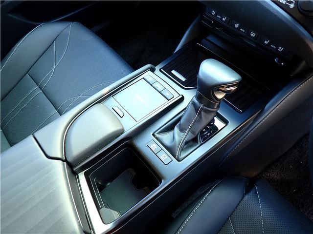 2019 Lexus ES thumbnail 35