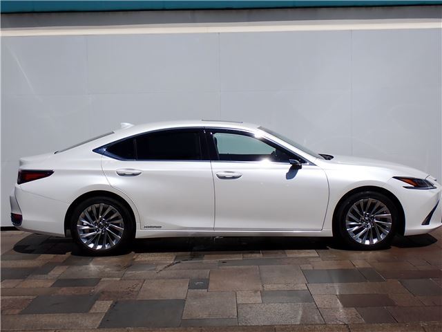 2019 Lexus ES photo 5