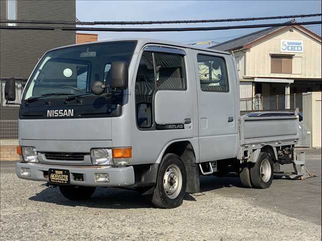 1996 Nissan ATLAS 照片 1