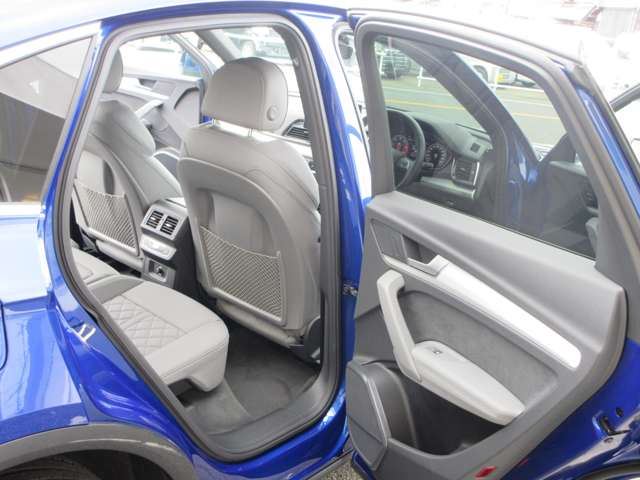 صورة 8 لـ 2021 AUDI Q5 SPORTBACK