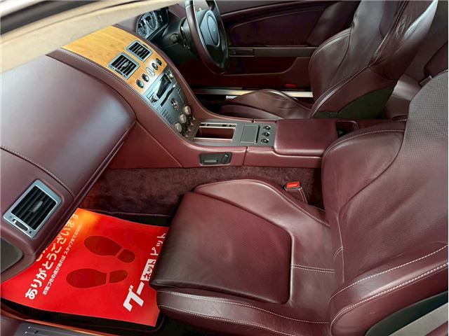 2006 Aston Martin DB9 — миниатюра 10