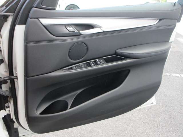 صورة مصغرة 31 لـ 2015 BMW X6