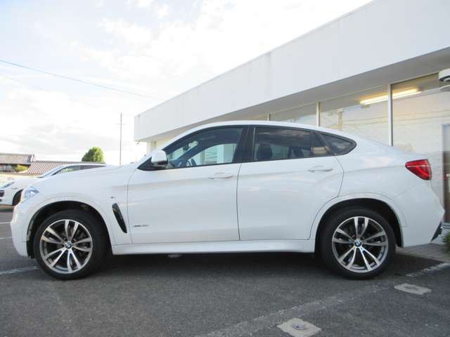صورة مصغرة 38 لـ 2015 BMW X6