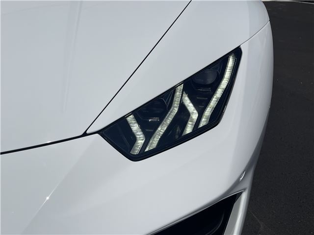 صورة 9 لـ 2018 Lamborghini HURACAN