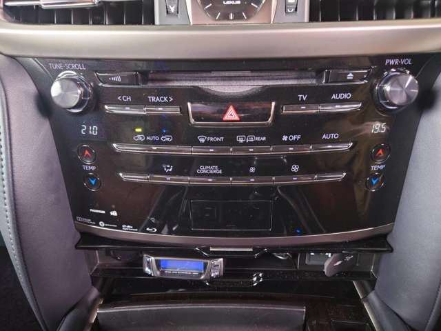 2016 Lexus LX 缩略图 17