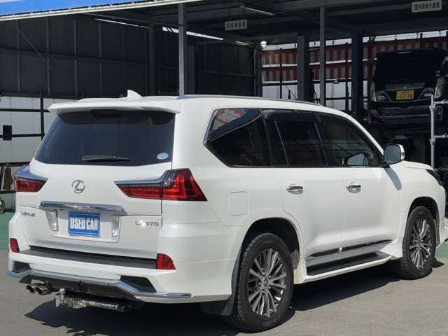 صورة 4 لـ 2016 Lexus LX
