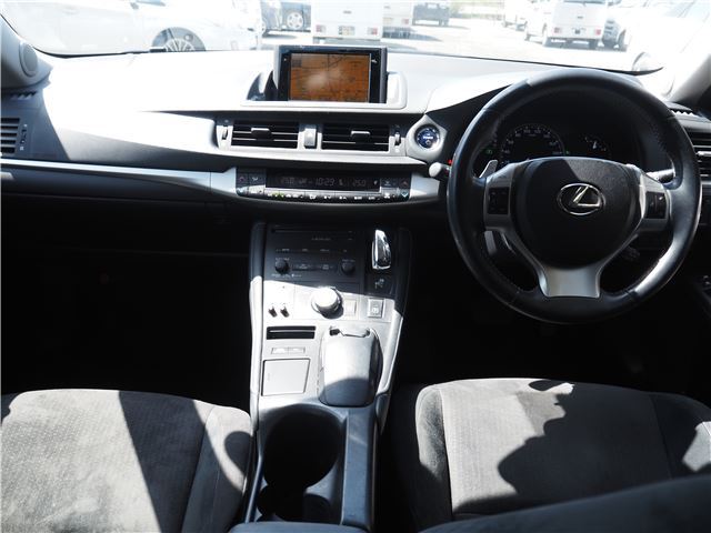 صورة مصغرة 22 لـ 2011 Lexus CT