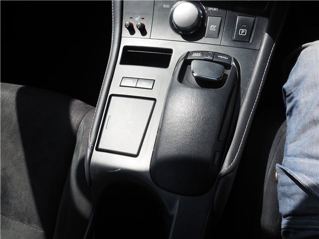 صورة مصغرة 40 لـ 2011 Lexus CT