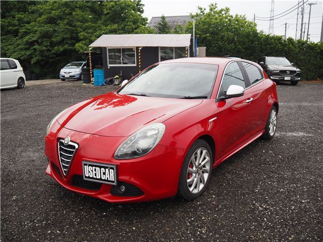 2012 ALFA Romeo GIULIETTA photo 4