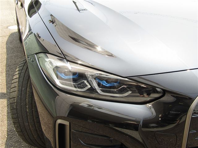 2022 BMW I4 — миниатюра 40