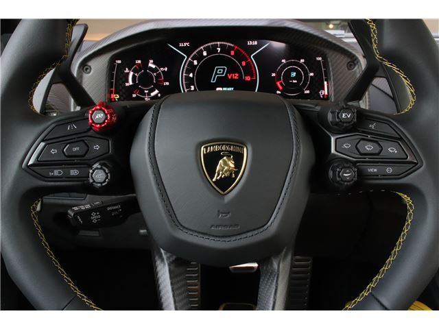 2024 Lamborghini REVUELTO — миниатюра 12