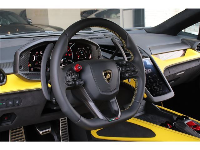 2024 Lamborghini REVUELTO — миниатюра 11