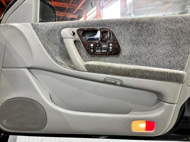 1996 Nissan INFINITI Q45 缩略图 31