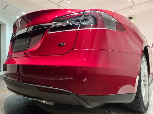 2015 Tesla MODEL S — миниатюра 33
