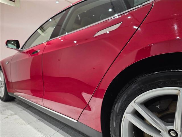 2015 Tesla MODEL S — миниатюра 35