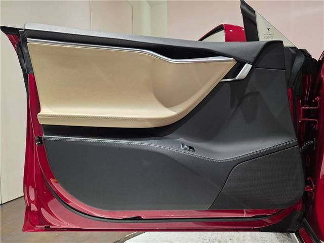 2015 Tesla MODEL S — миниатюра 63