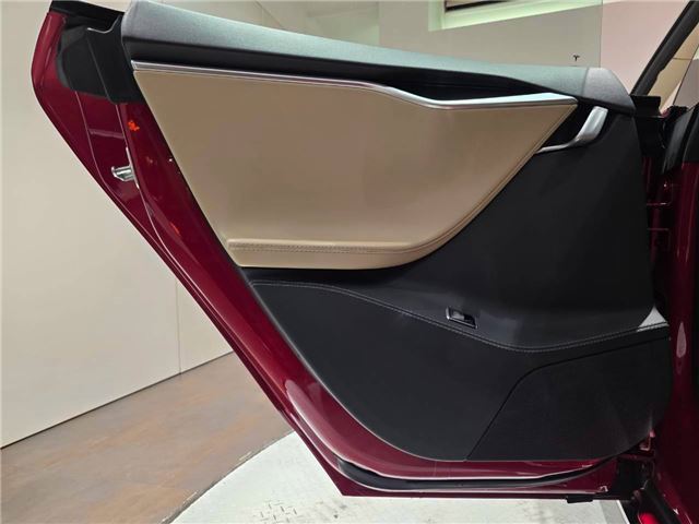 2015 Tesla MODEL S — миниатюра 67