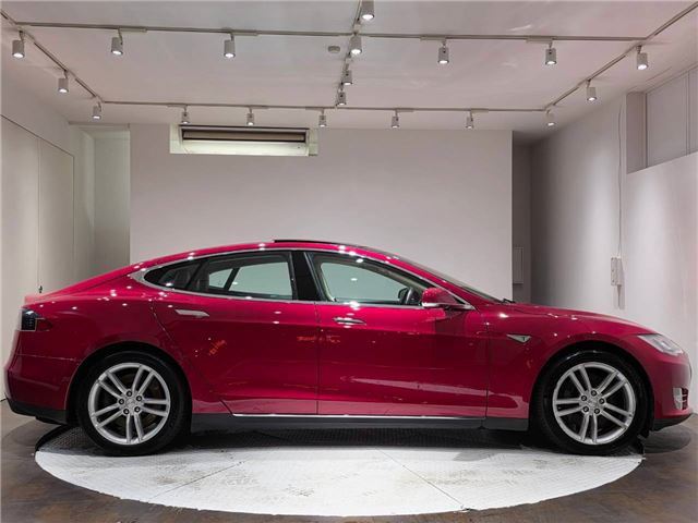 2015 Tesla MODEL S photo 4
