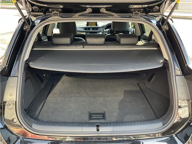 صورة مصغرة 16 لـ 2011 Lexus CT