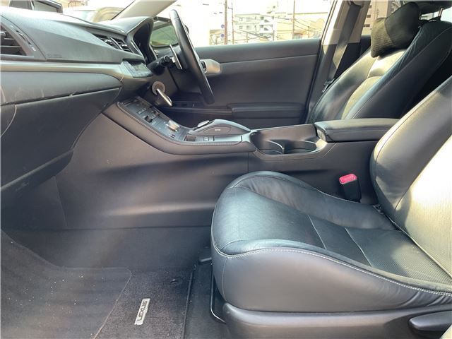 صورة مصغرة 22 لـ 2011 Lexus CT