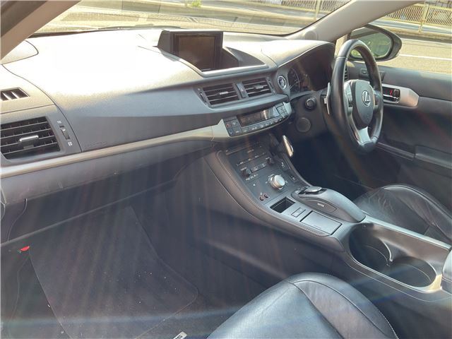 صورة مصغرة 23 لـ 2011 Lexus CT