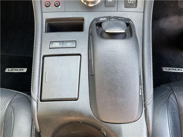 صورة مصغرة 31 لـ 2011 Lexus CT