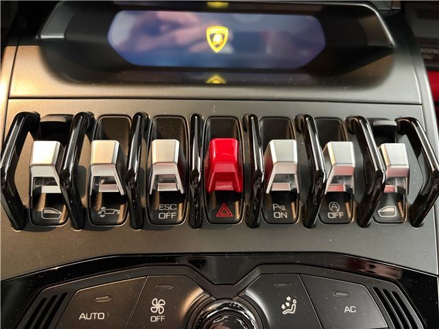 صورة مصغرة 11 لـ 2017 Lamborghini HURACAN
