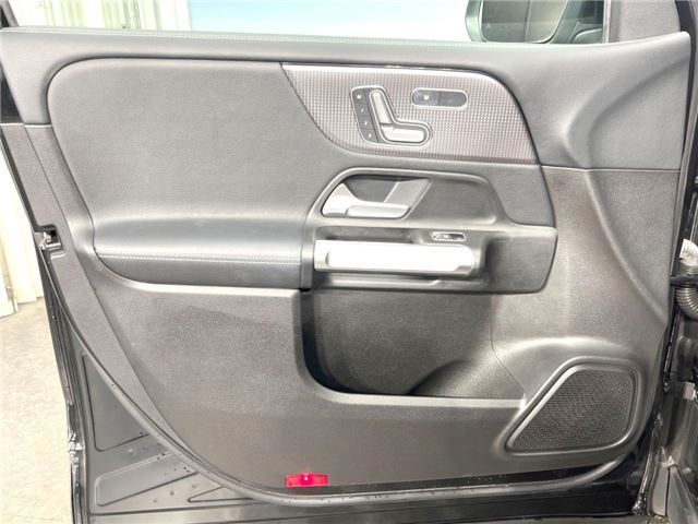 2020 Mercedes-BENZ GLB 缩略图 12