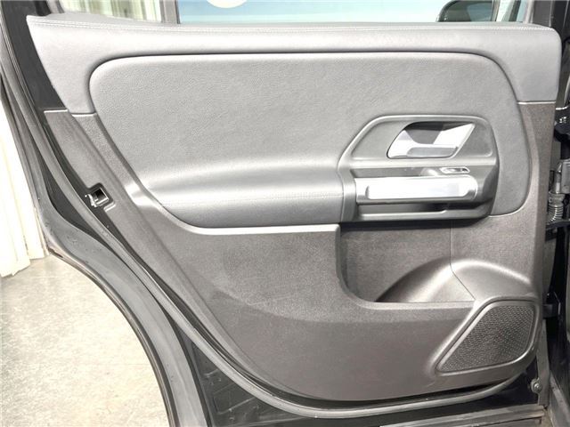 2020 Mercedes-BENZ GLB 缩略图 14