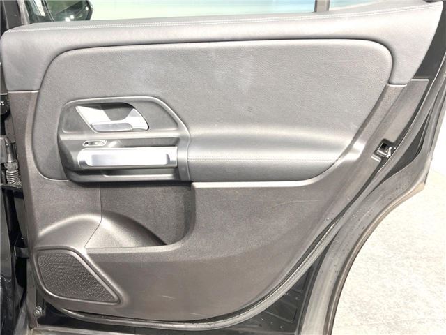 2020 Mercedes-BENZ GLB 缩略图 20