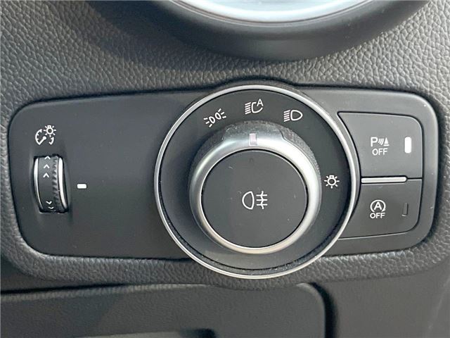 صورة مصغرة 30 لـ 2019 ALFA Romeo STELVIO