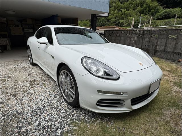 2015 Porsche PANAMERA 照片 2