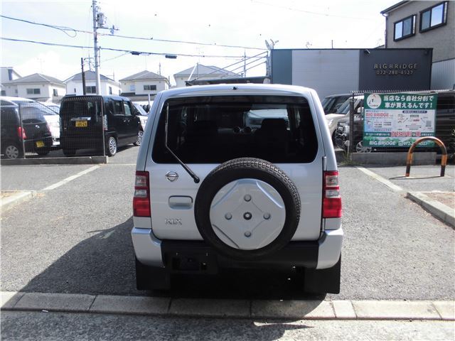 صورة 10 لـ 2008 Nissan KICKS
