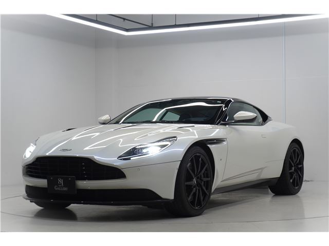 صورة 1 لـ 2017 Aston Martin DB11