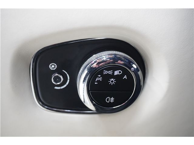 صورة مصغرة 15 لـ 2017 Aston Martin DB11