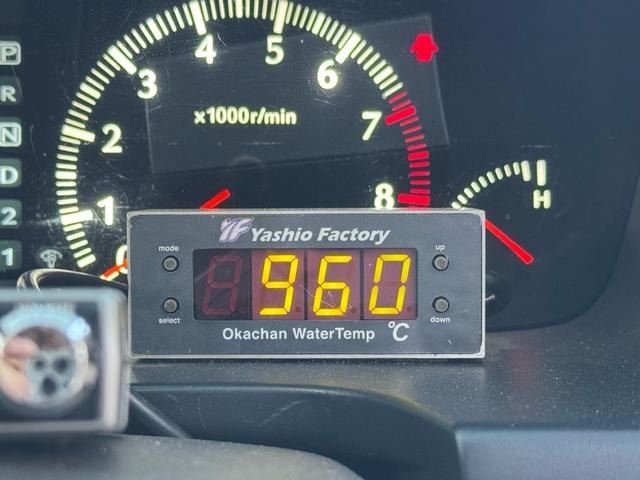 1998 Nissan LAUREL — миниатюра 21