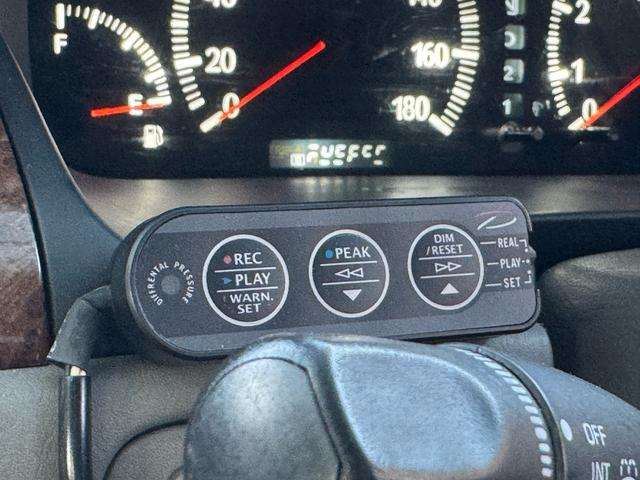 1998 Nissan LAUREL — миниатюра 23